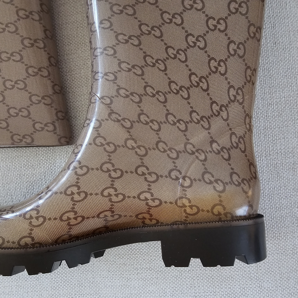 Gucci Women's Signature Pattern Rain Boots - Tan and Black - Picture 4 of 8